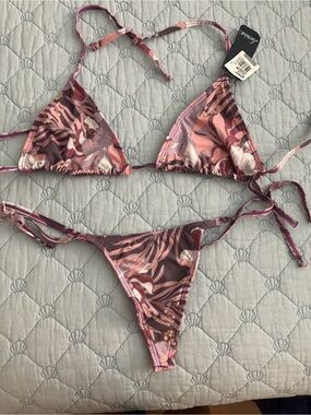 Leonisa Tanning Bikini Set